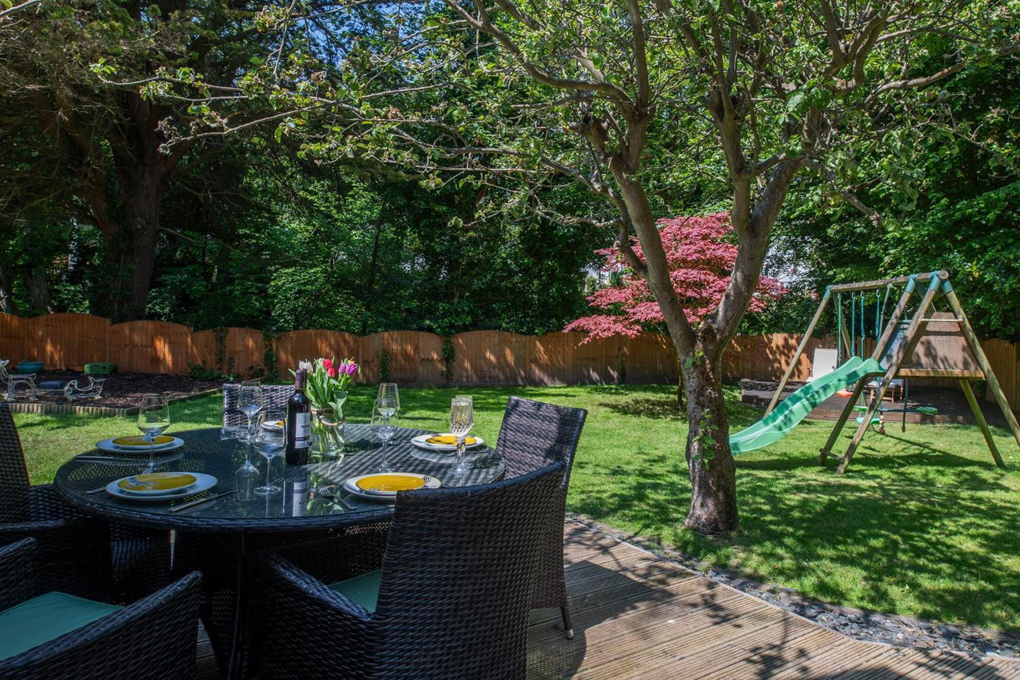 The Coachhouse - Cottage With Private Hot Tub Colwyn Bay Exterior foto
